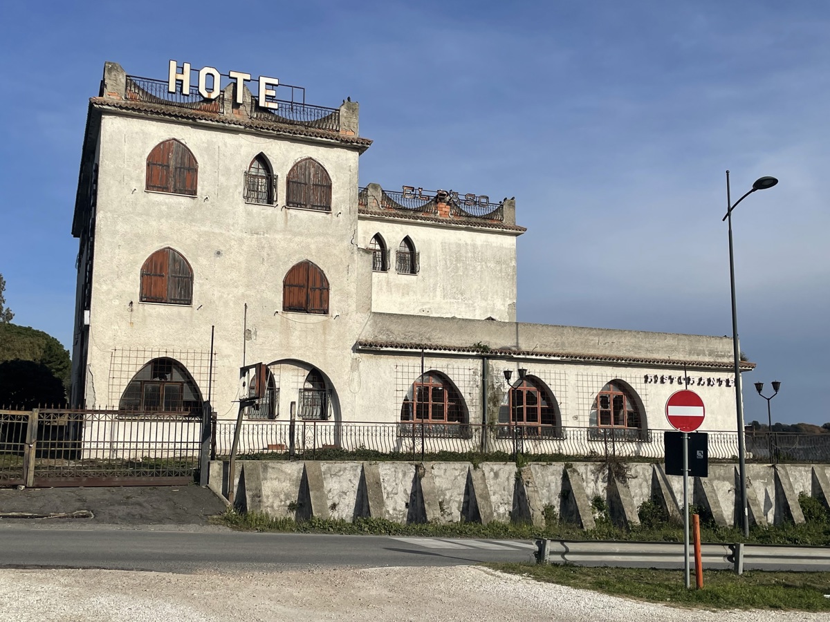 Attivit� commerciale Albergo in vendita a Cerveteri