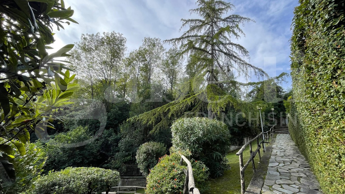 Trilocale con box a Arenzano