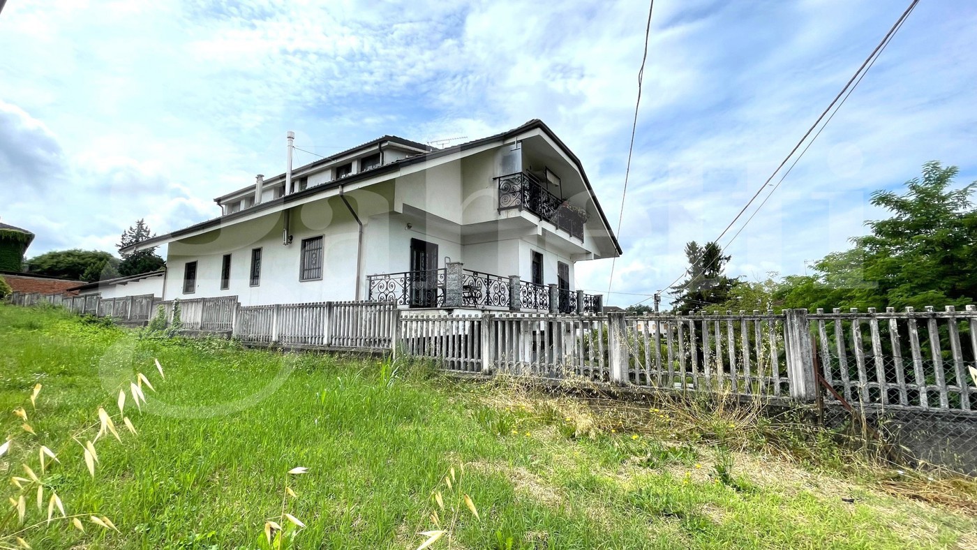 Casa indipendente in vendita a Capriata d'Orba
