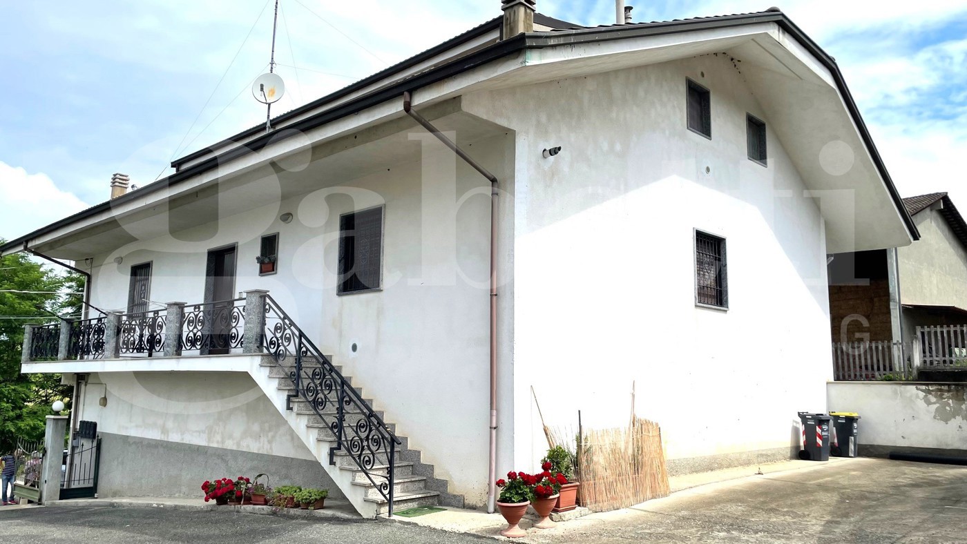 Casa indipendente in vendita a Capriata d'Orba