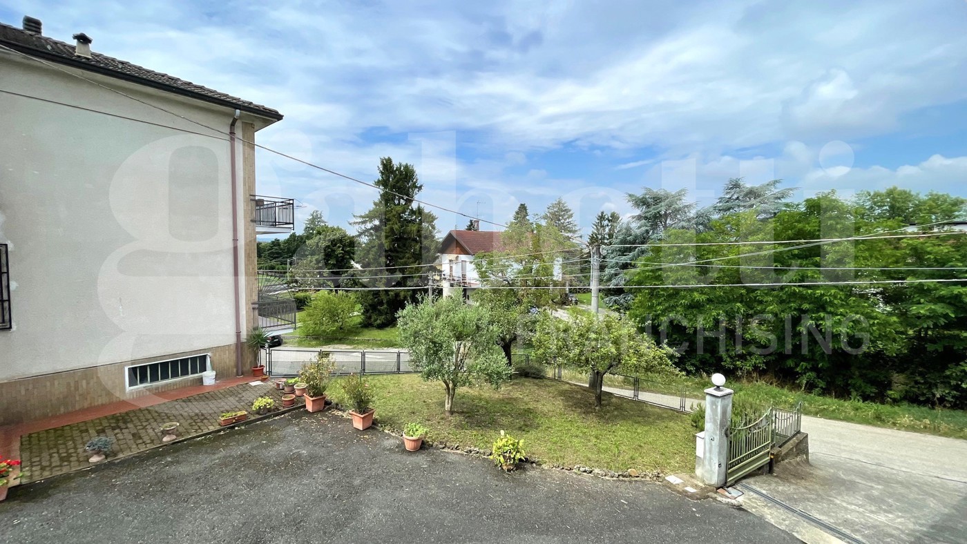 Casa indipendente in vendita a Capriata d'Orba