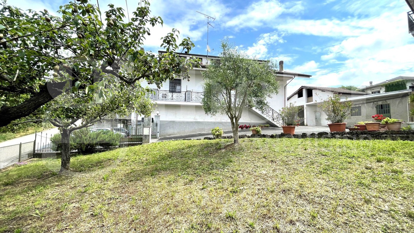 Casa indipendente in vendita a Capriata d'Orba