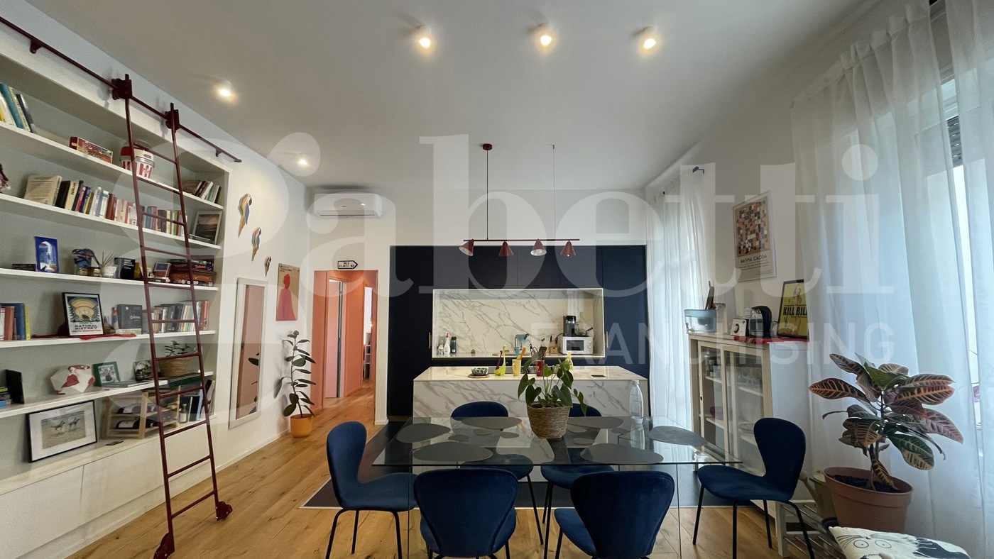 Quadrilocale arredato in affitto a Genova