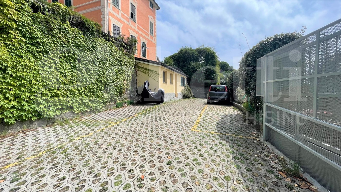 Appartamento in vendita a Genova