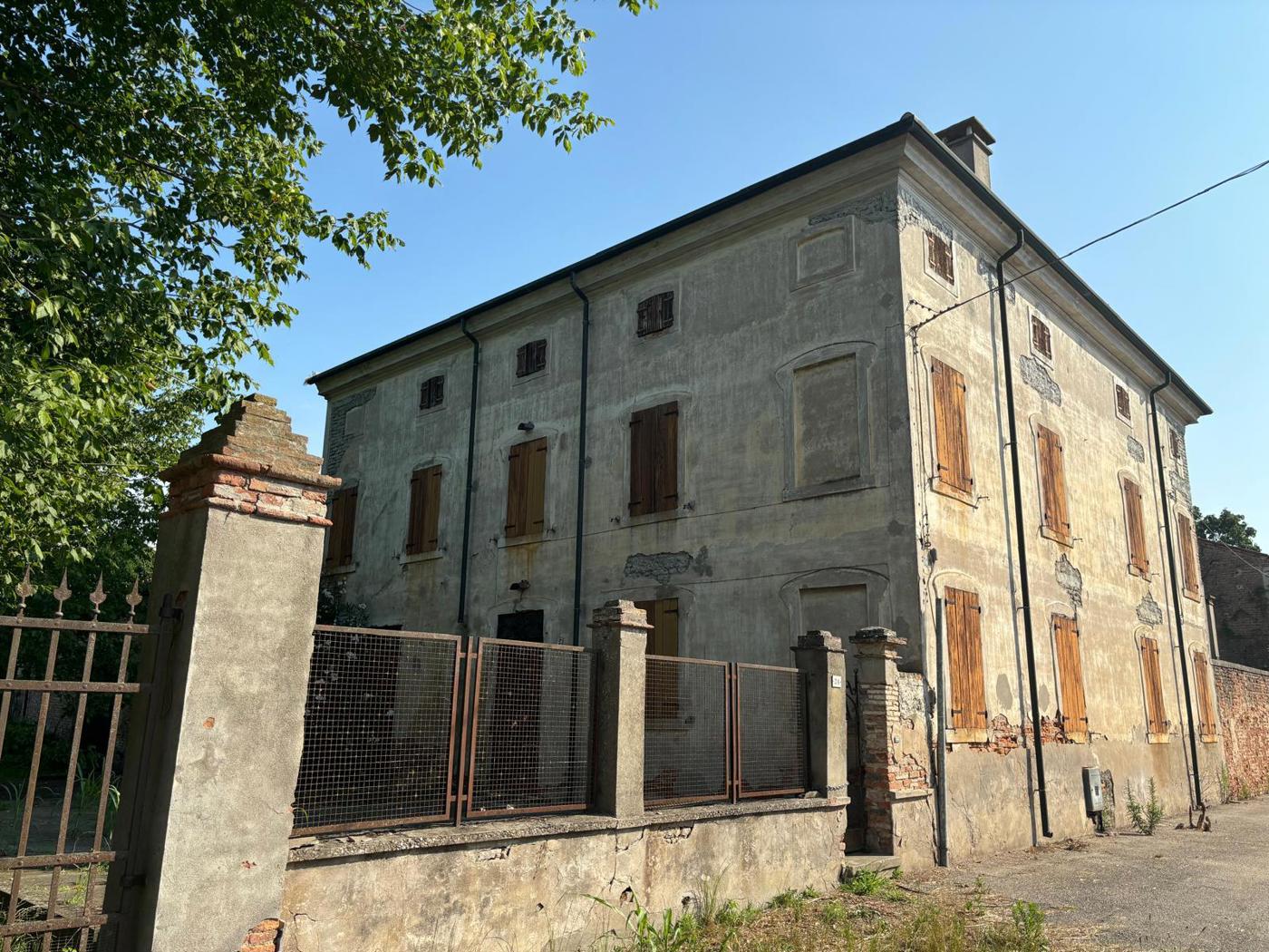 Casa indipendente con giardino a Bonavigo