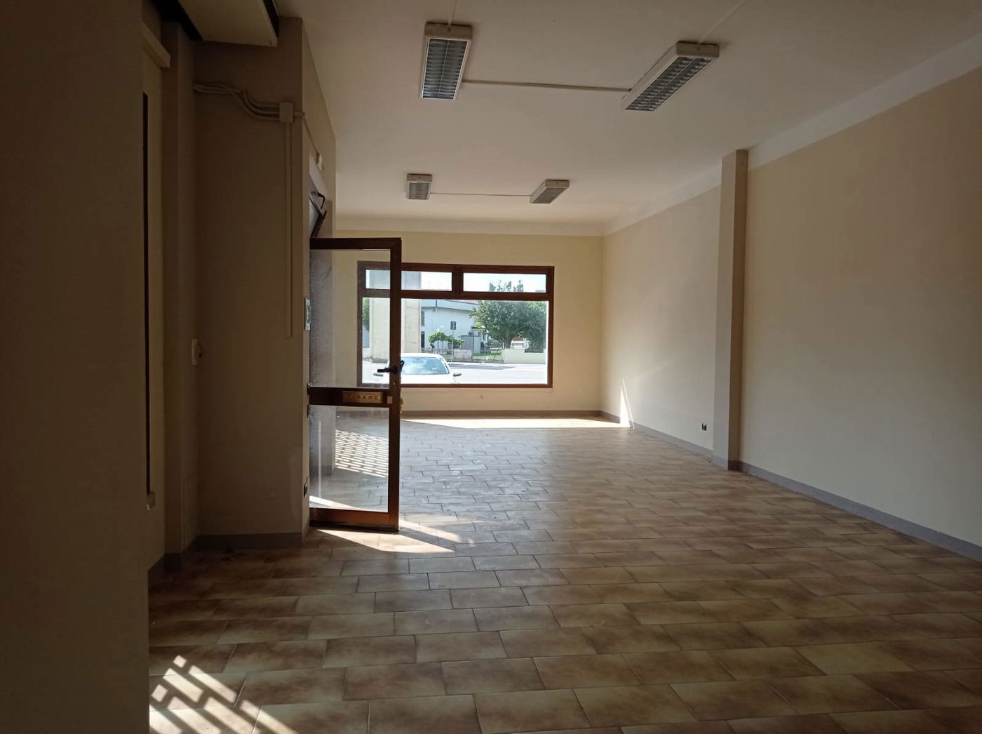 Negozio in affitto a Bevilacqua