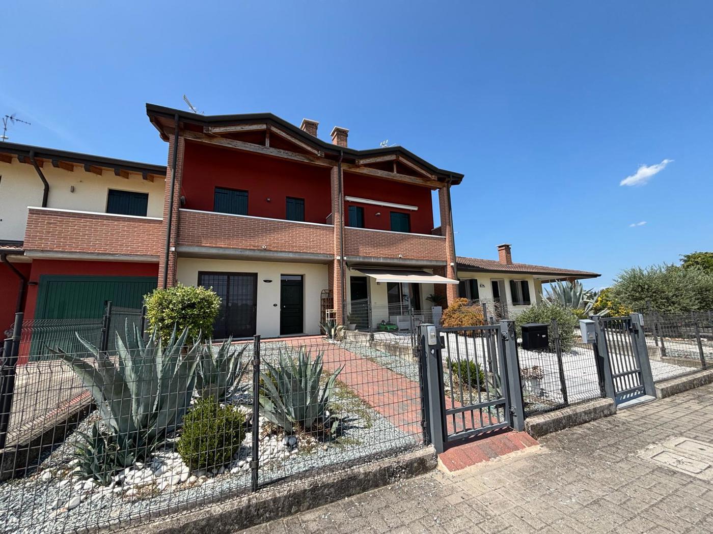 Villa con giardino a Minerbe