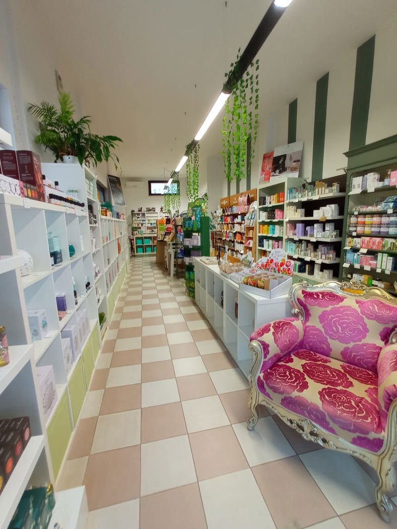 Negozio in vendita a Legnago