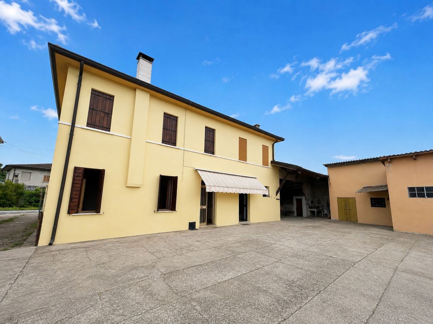 Casa indipendente in vendita a Terrazzo