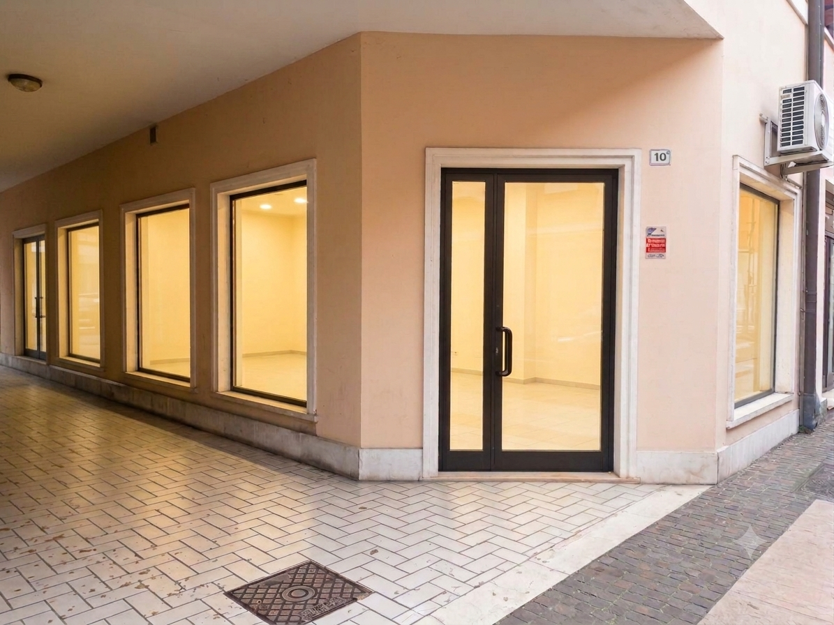 Negozio in vendita a Legnago