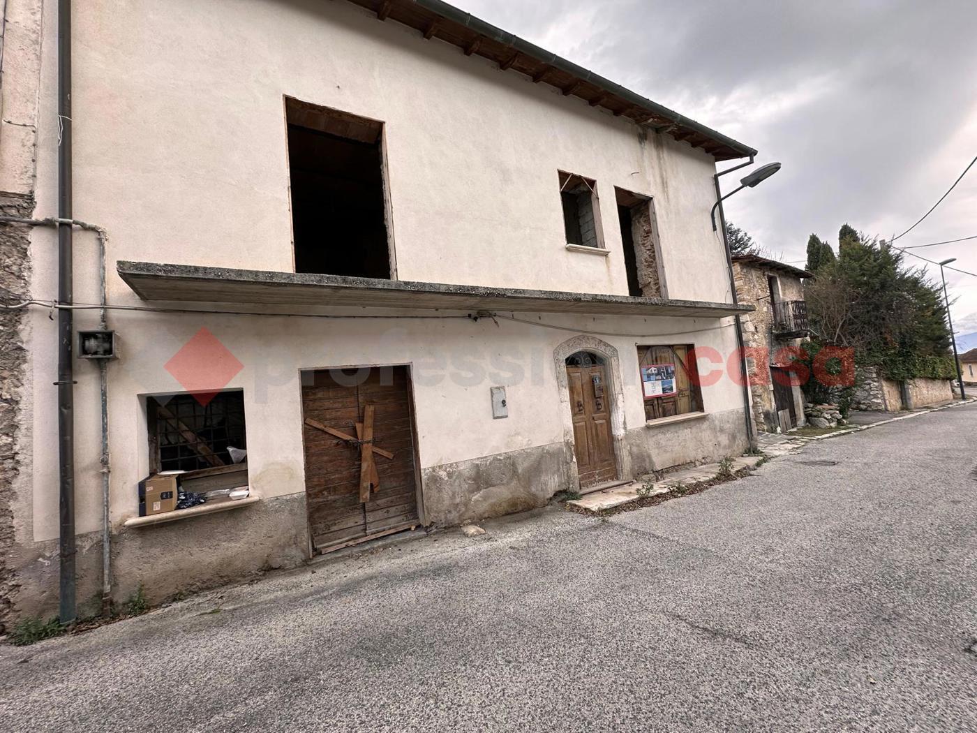 Casa indipendente in vendita a Avezzano