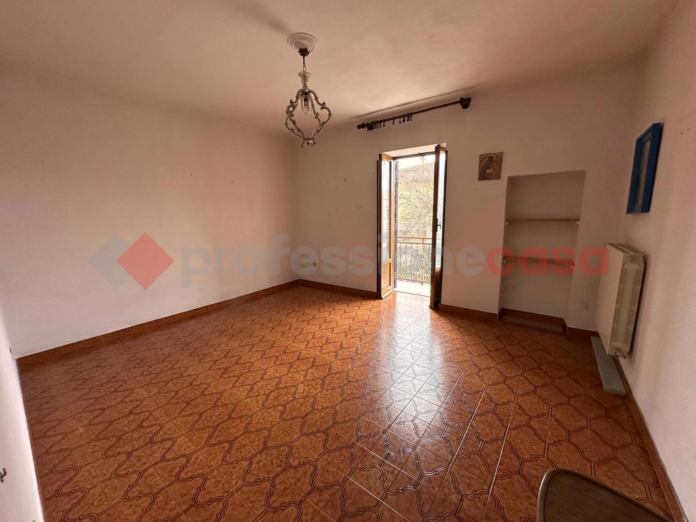 Casa indipendente in affitto a Scurcola Marsicana