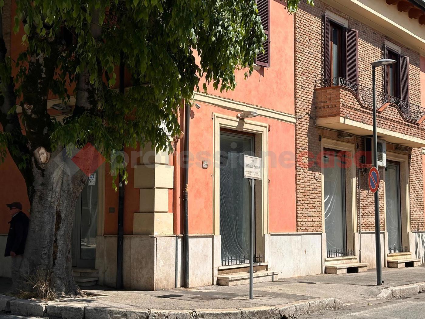 Negozio in affitto a Avezzano