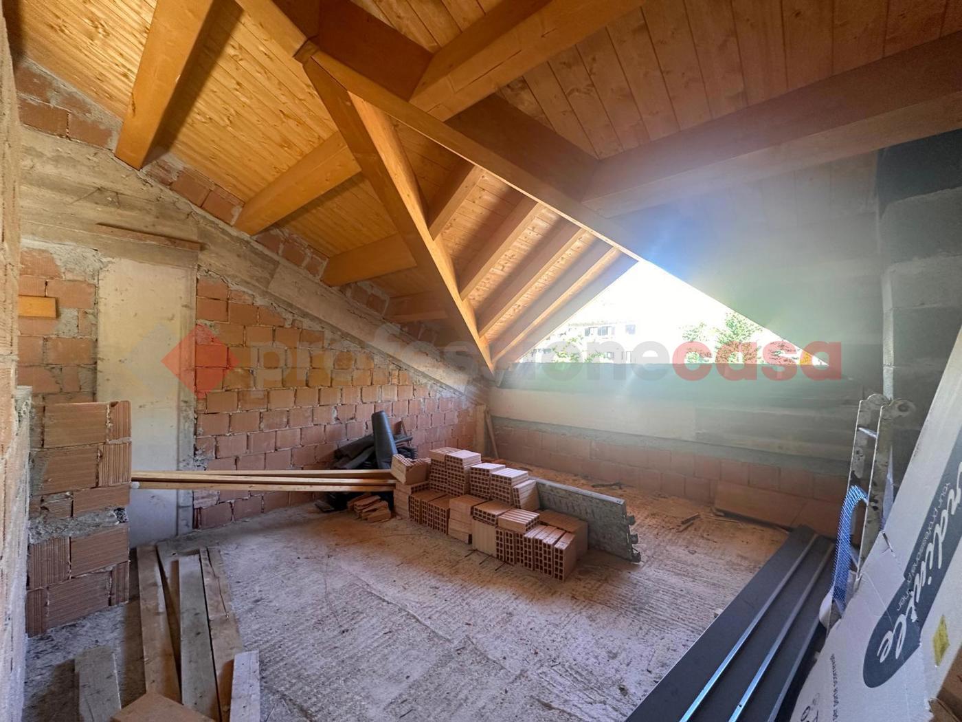 Trilocale nuovo a Pescasseroli