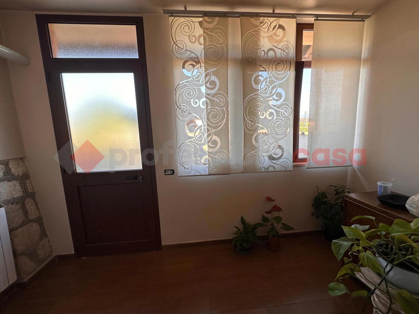 Casa indipendente con box a Avezzano