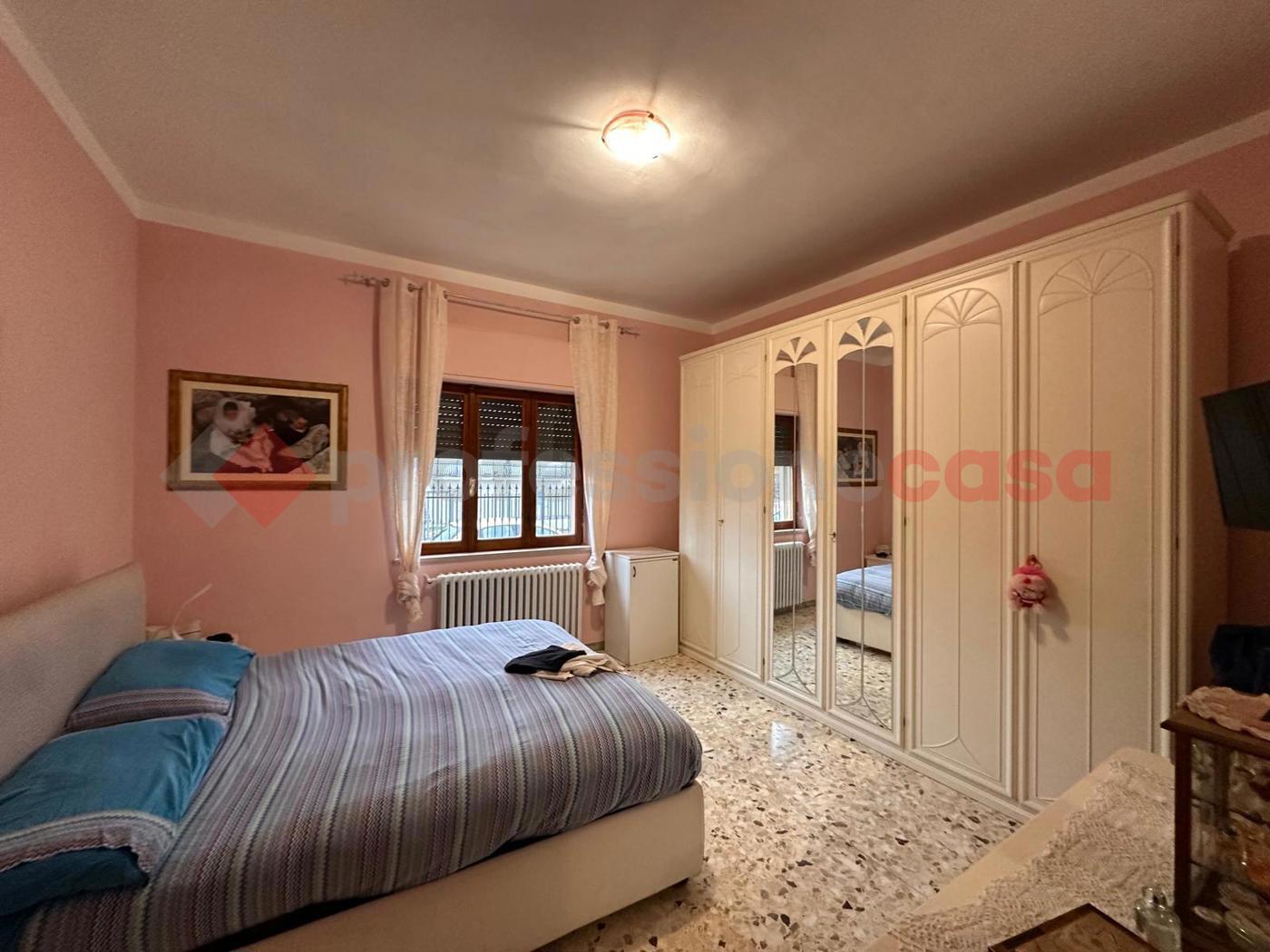 Casa indipendente con giardino a Avezzano