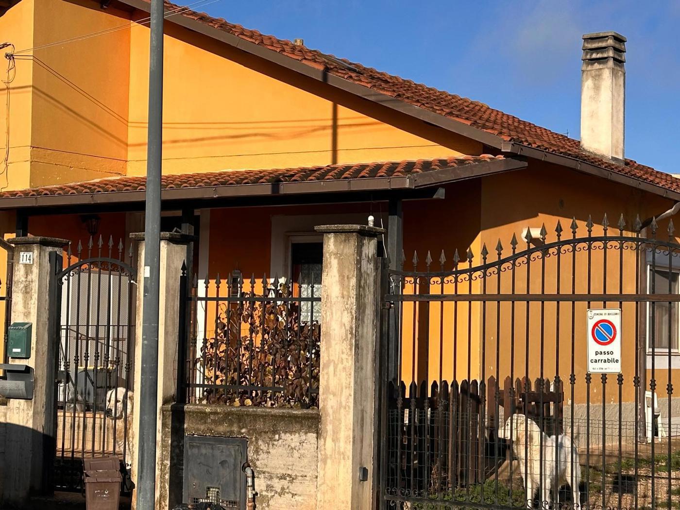 Casa indipendente con giardino a Avezzano