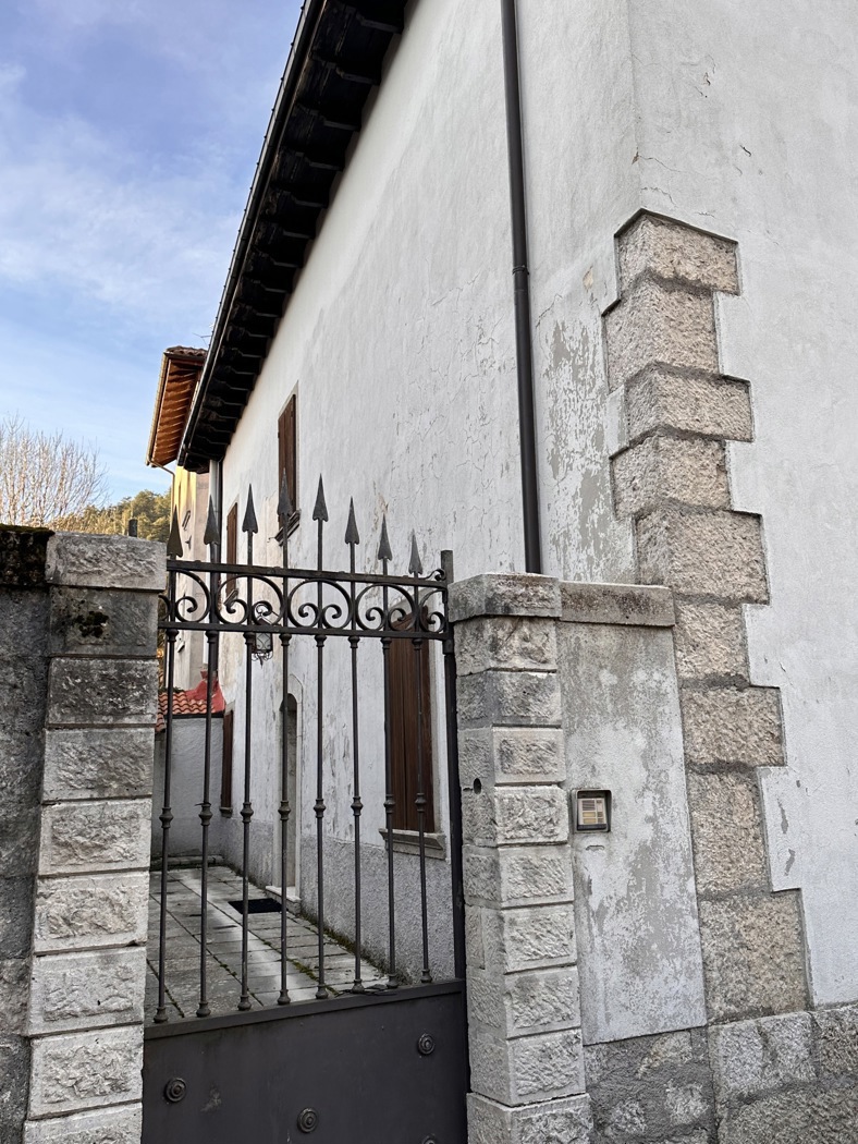 Stabile/Palazzo in vendita a Pescasseroli