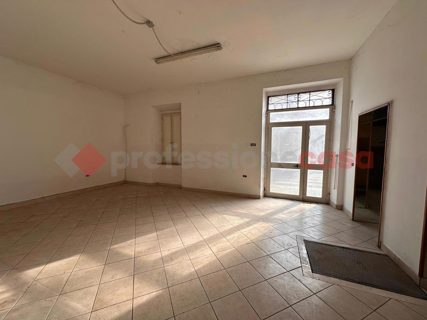 Negozio in vendita a Avezzano