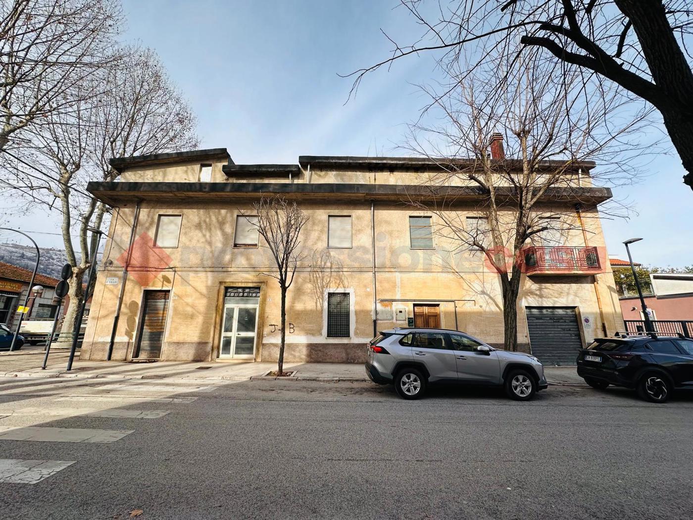 Negozio in vendita a Avezzano