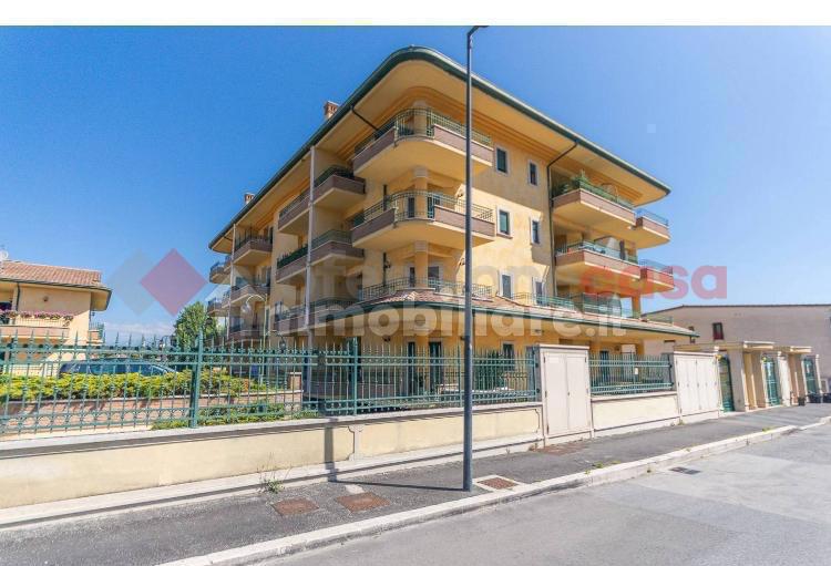 Trilocale arredato in affitto a Avezzano