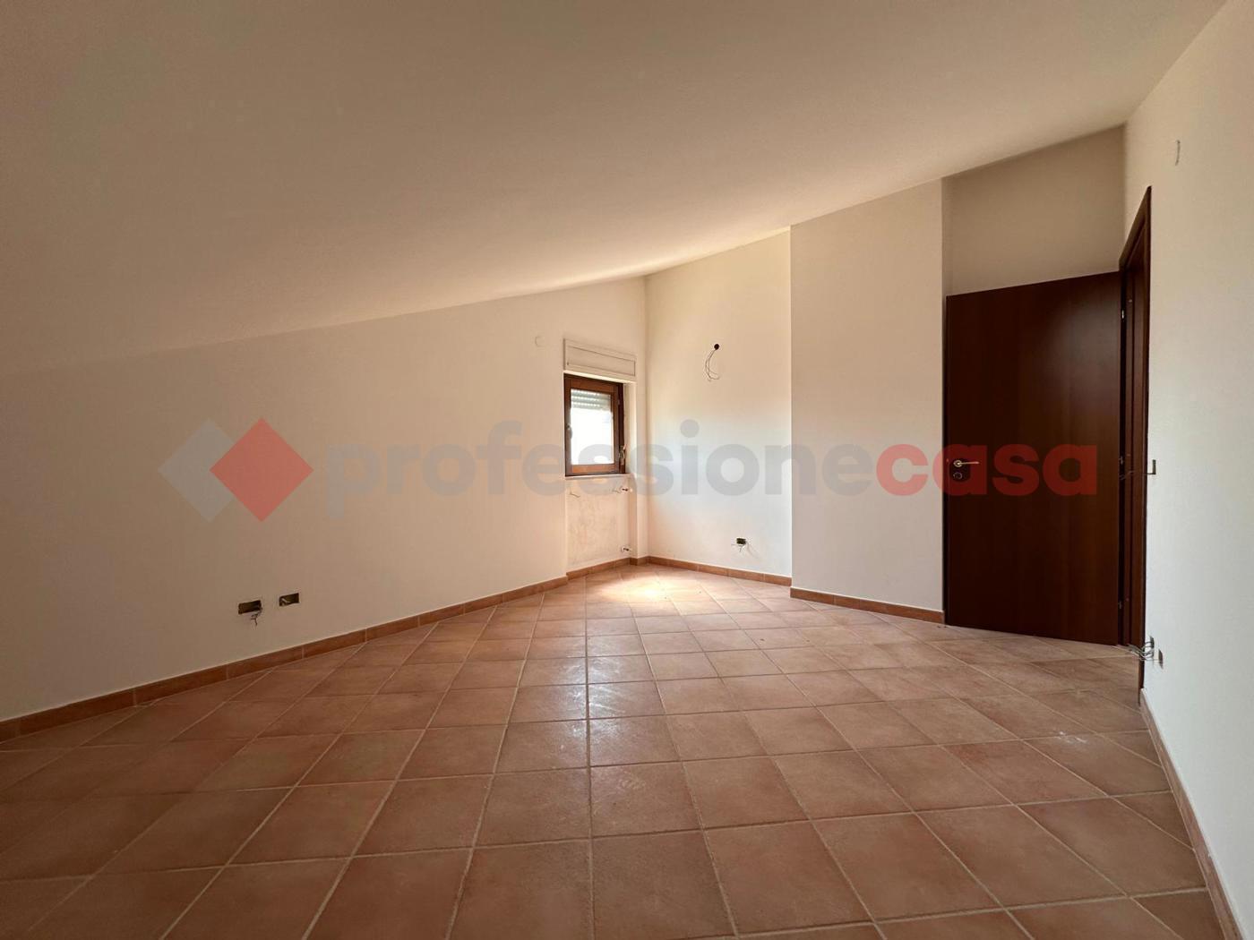 Bilocale con box a Avezzano