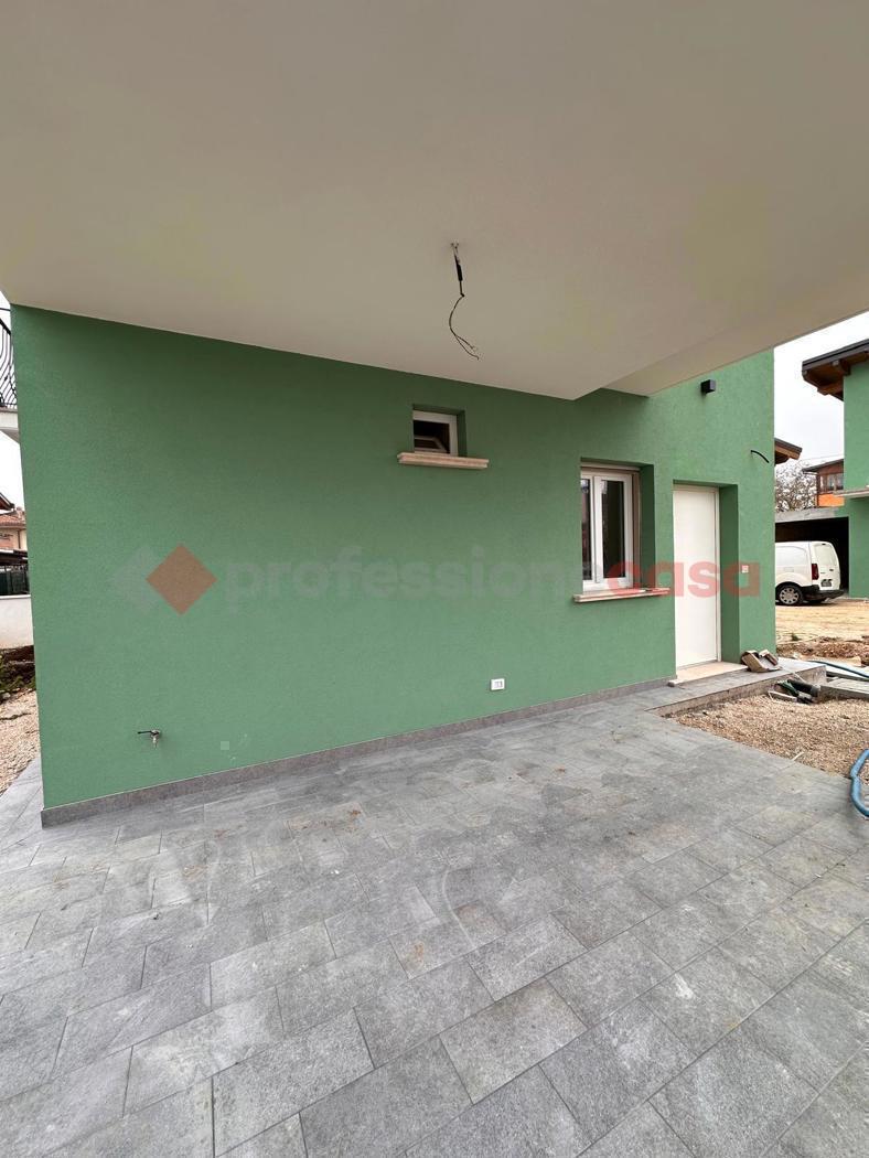 Villa Bifamiliare con box a Avezzano