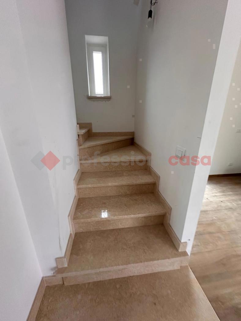 Villa Bifamiliare con box a Avezzano