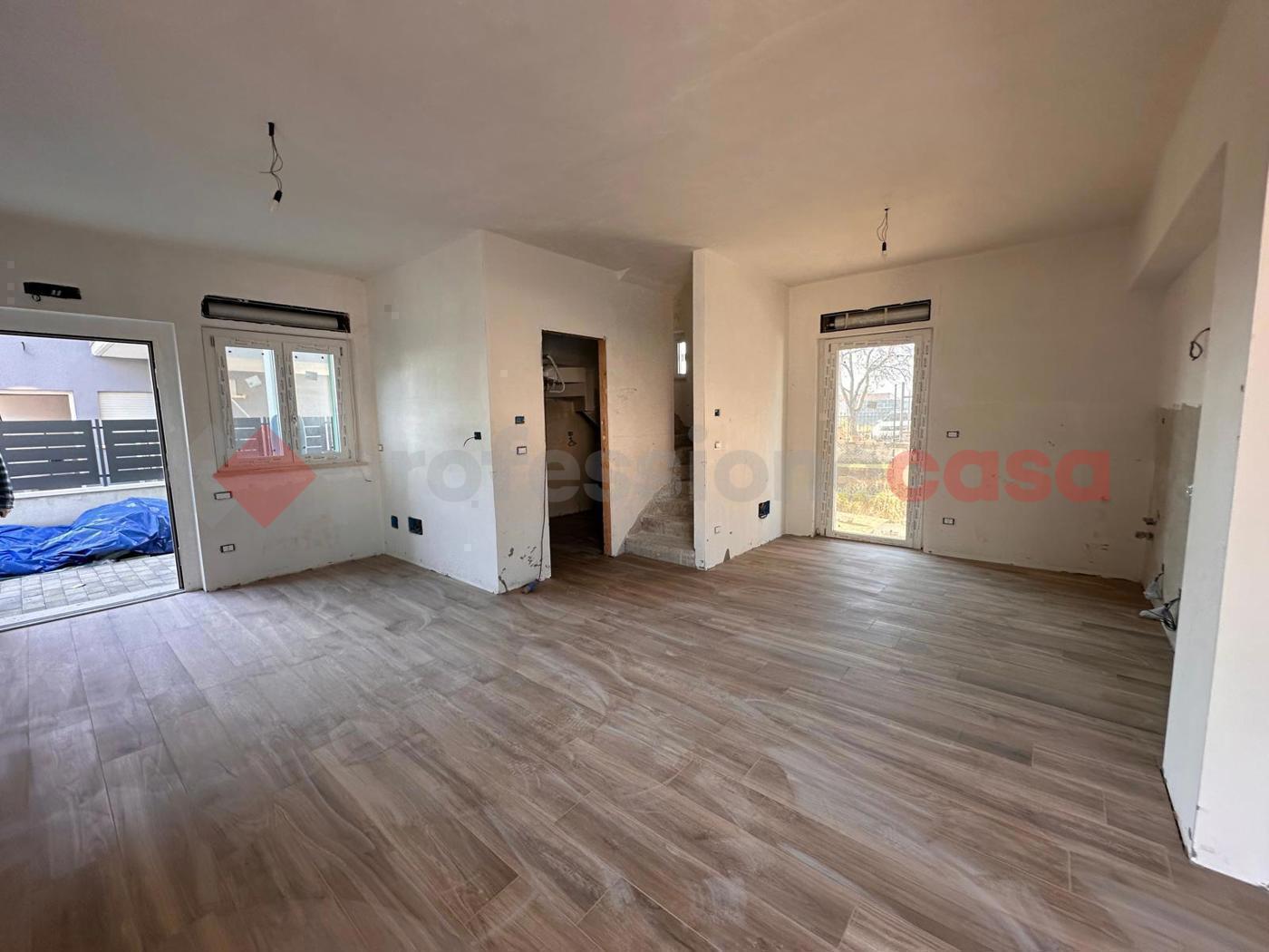 Villa Bifamiliare con box a Avezzano