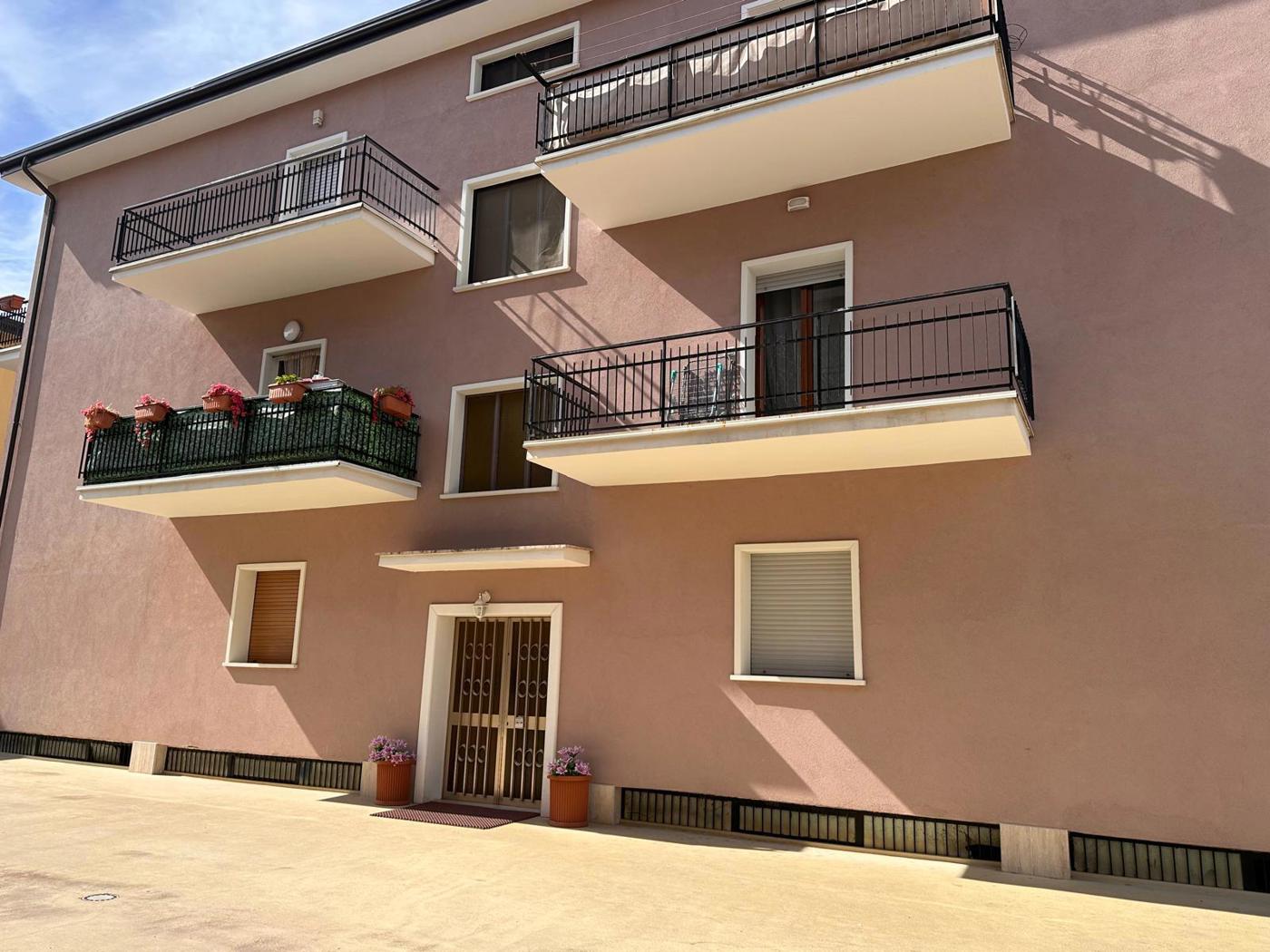 Trilocale ristrutturato a Avezzano