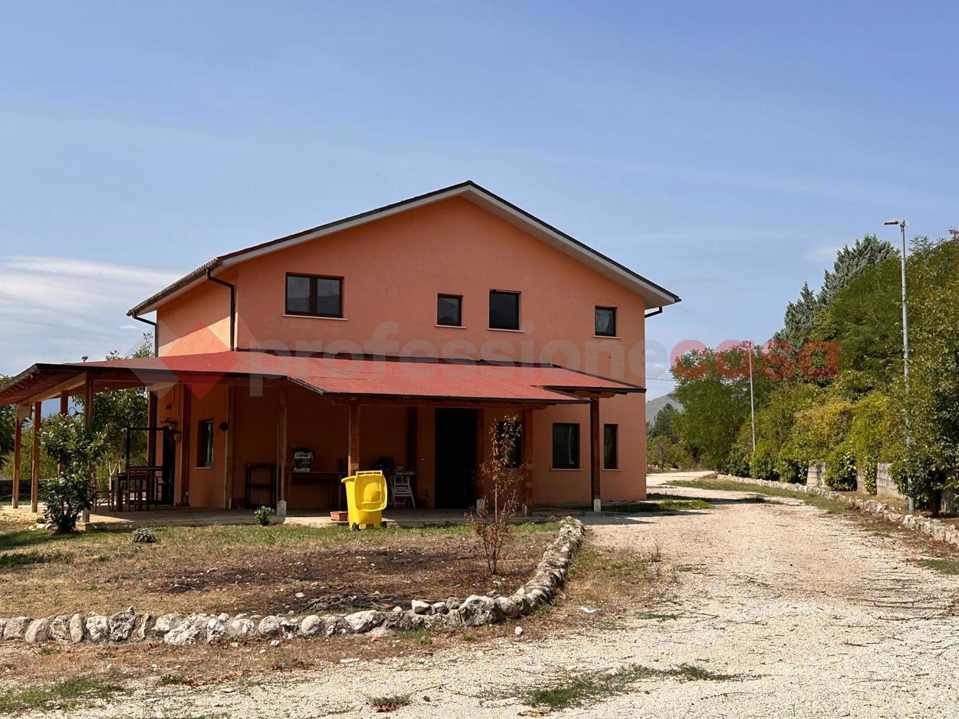Villa in vendita a Avezzano