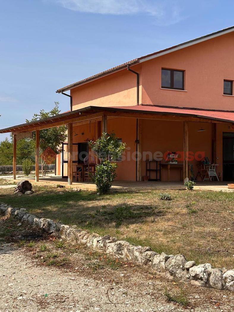 Villa in vendita a Avezzano