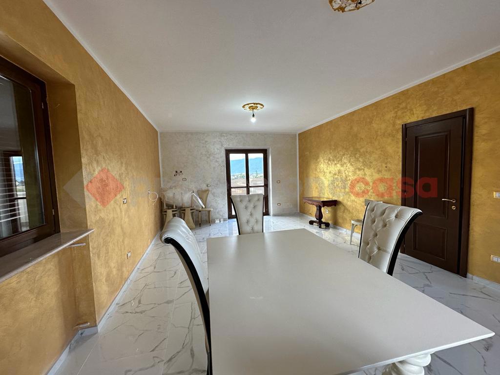 Villa Bifamiliare in vendita a Avezzano