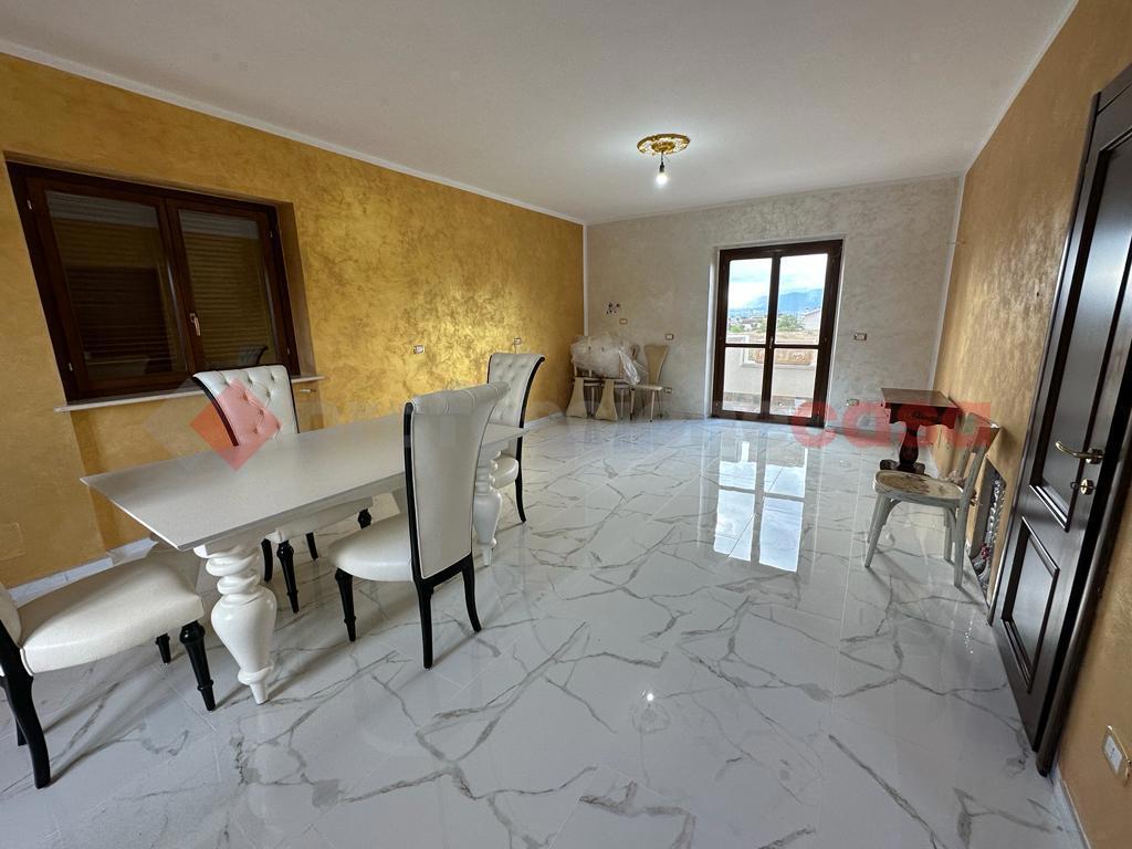 Villa Bifamiliare in vendita a Avezzano