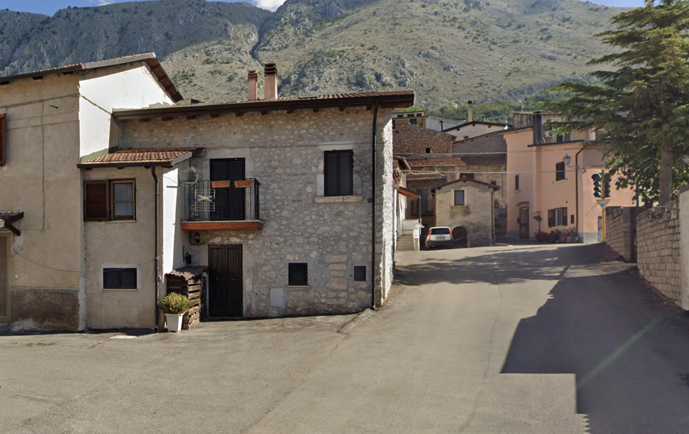 Casa indipendente in vendita a Ovindoli