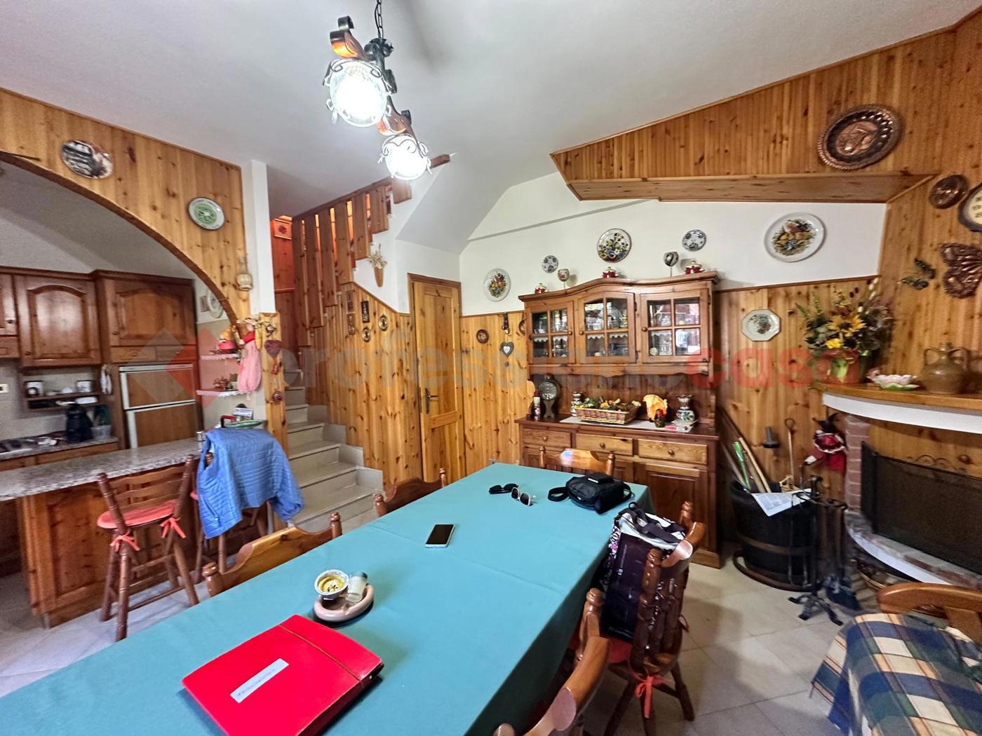 Villa Bifamiliare in vendita a Tagliacozzo