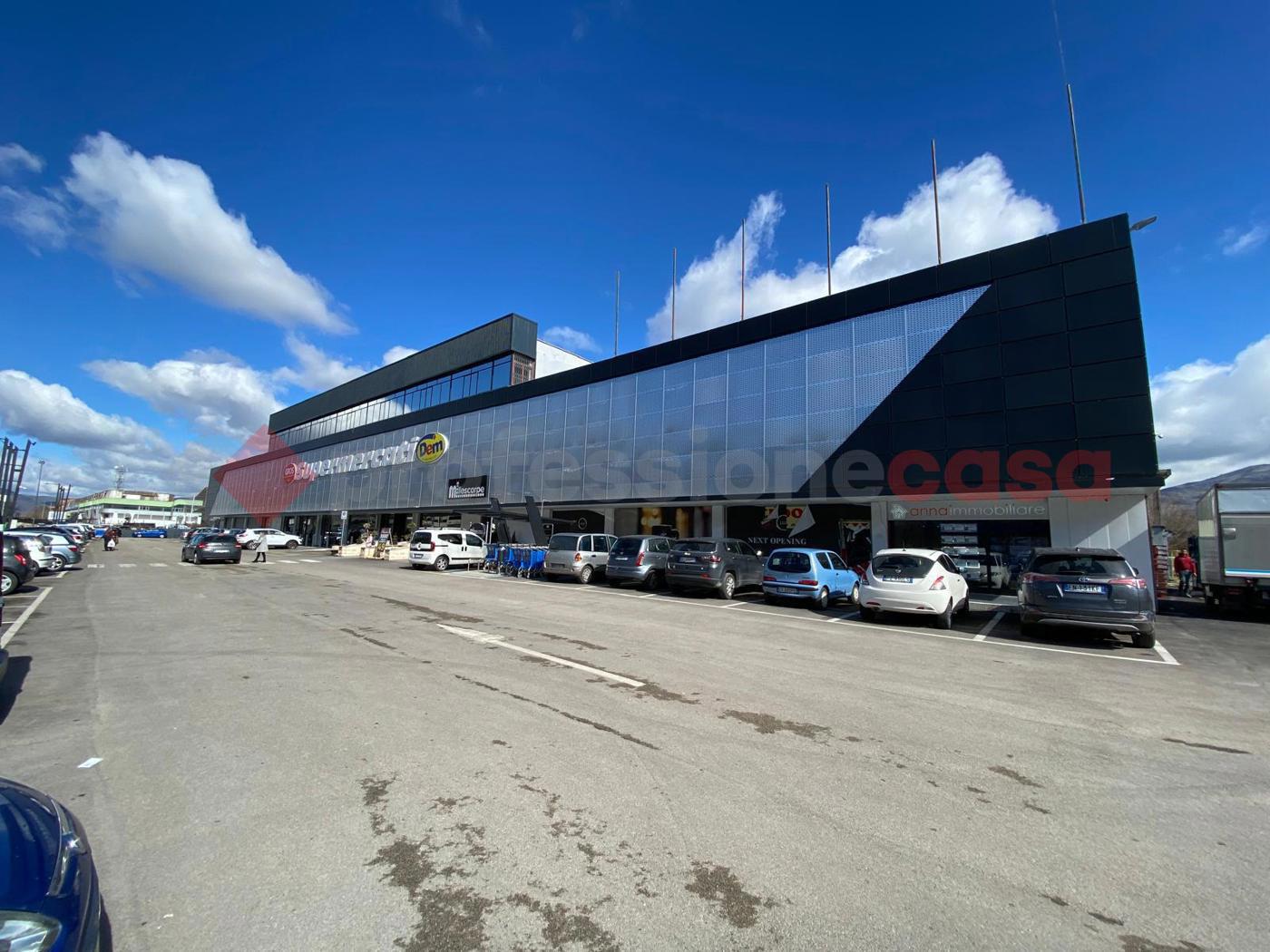 Negozio in affitto a Avezzano