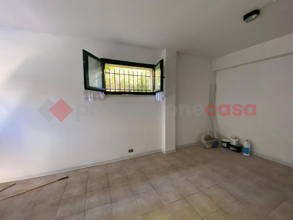 Box/Garage 20mq in vendita a Avezzano