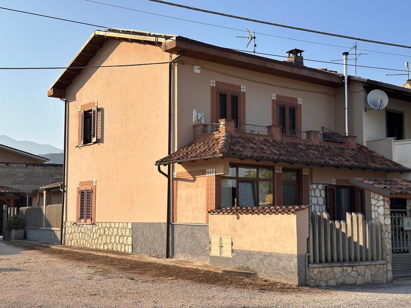 Casa indipendente in vendita a Avezzano