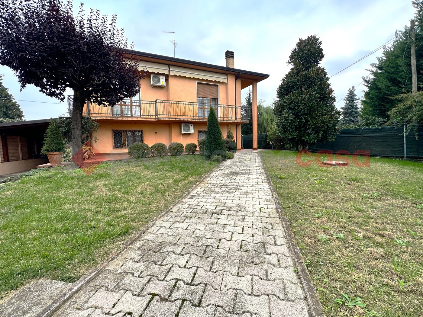 Villa con giardino a Bovolone