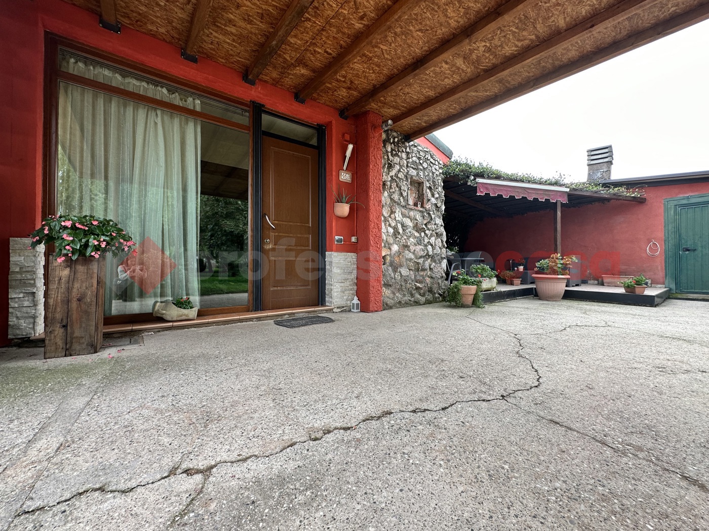 Casa indipendente con giardino a Oppeano