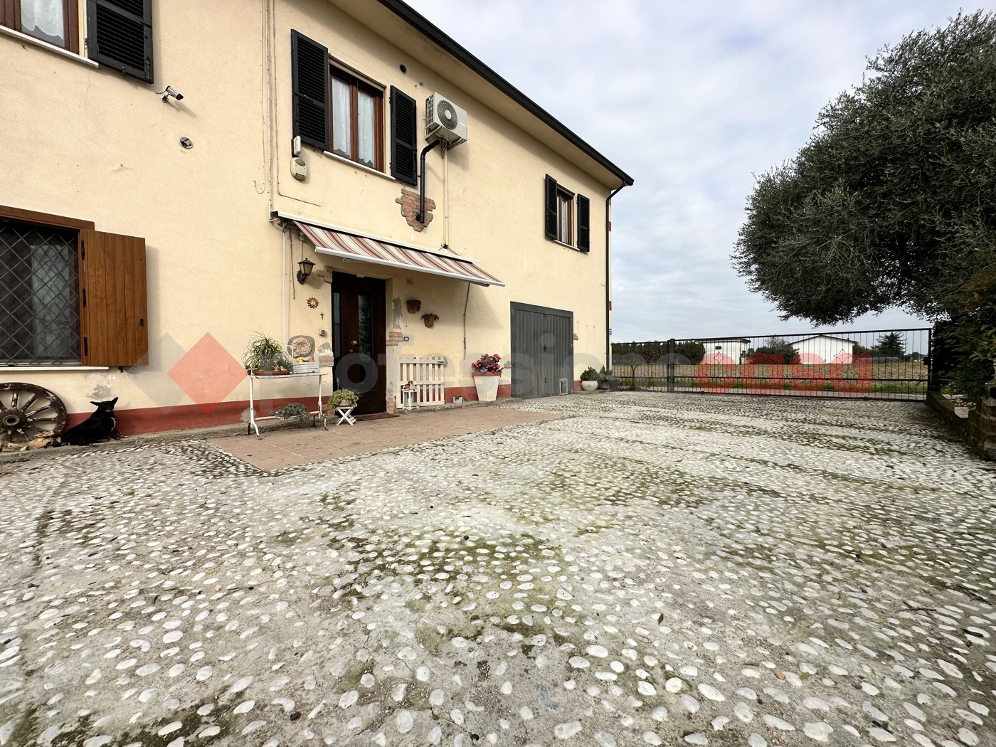 Casa indipendente con giardino a Oppeano