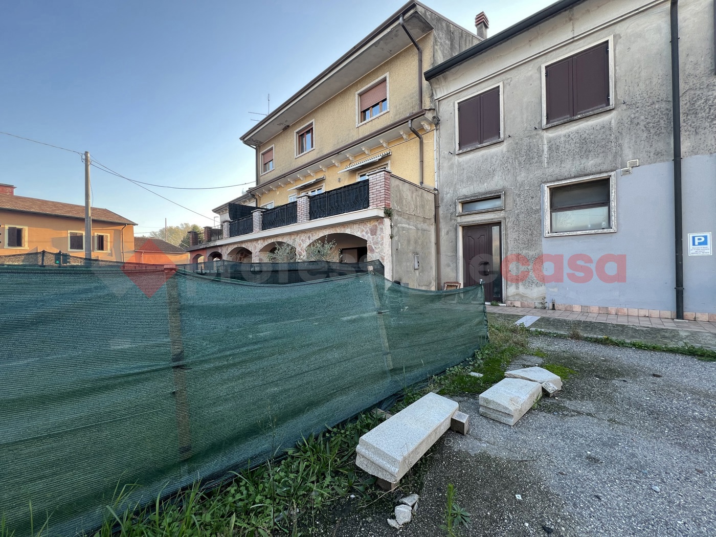 Monolocale con giardino a Oppeano