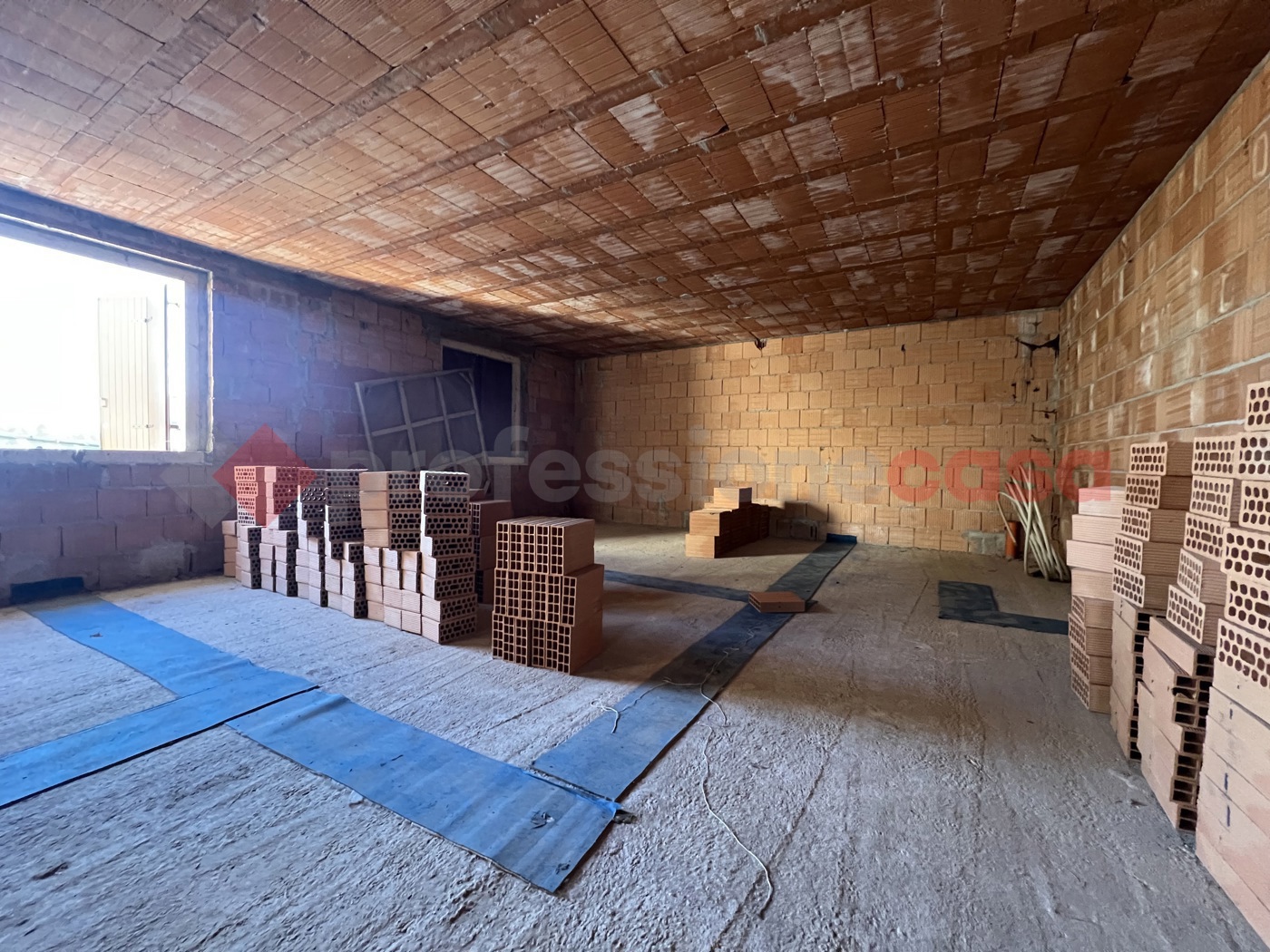 Monolocale con giardino a Oppeano