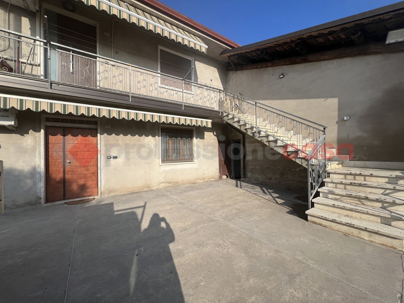 Appartamento con box doppio a Isola Rizza