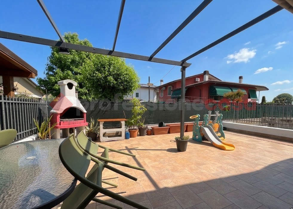 Quadrilocale con giardino a Bovolone