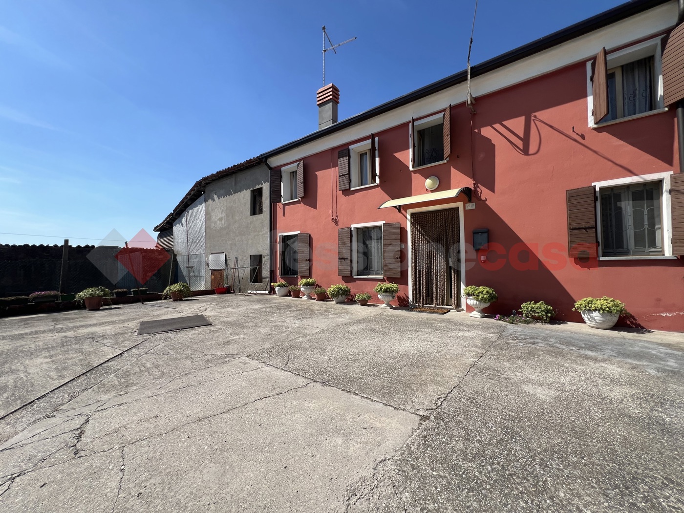 Appartamento con giardino a Isola Rizza