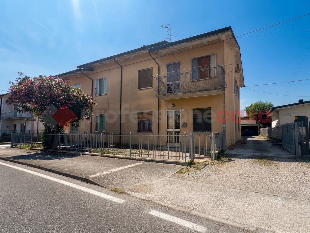 Casa indipendente con giardino a Salizzole
