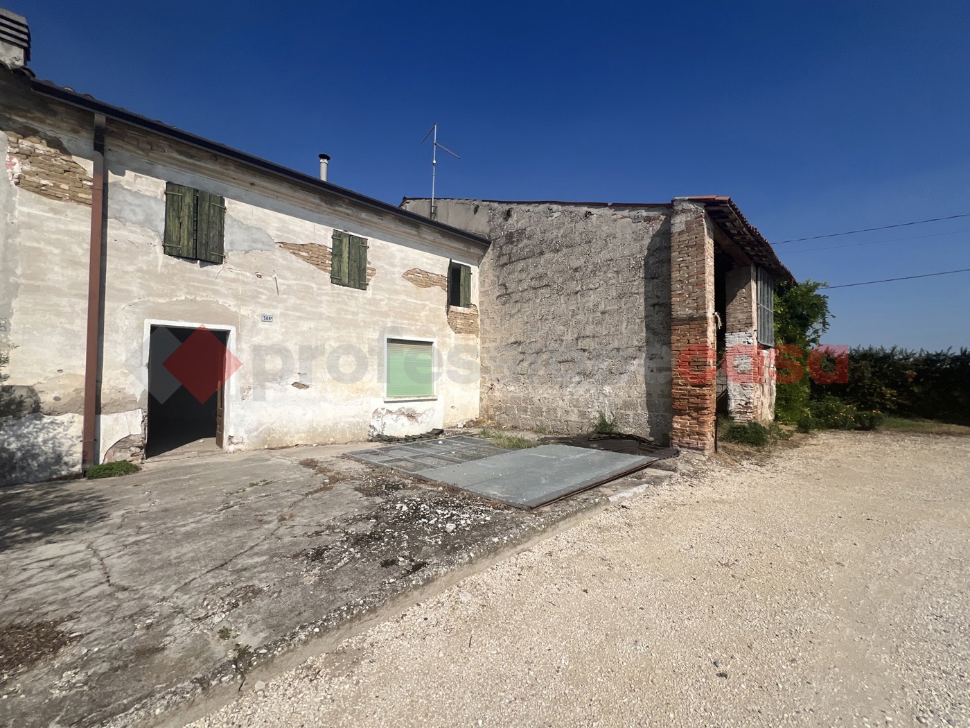 Casa indipendente da ristrutturare a Salizzole