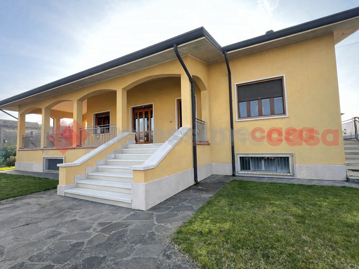 Villa in vendita a Oppeano